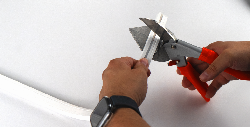 Cutting neon flex