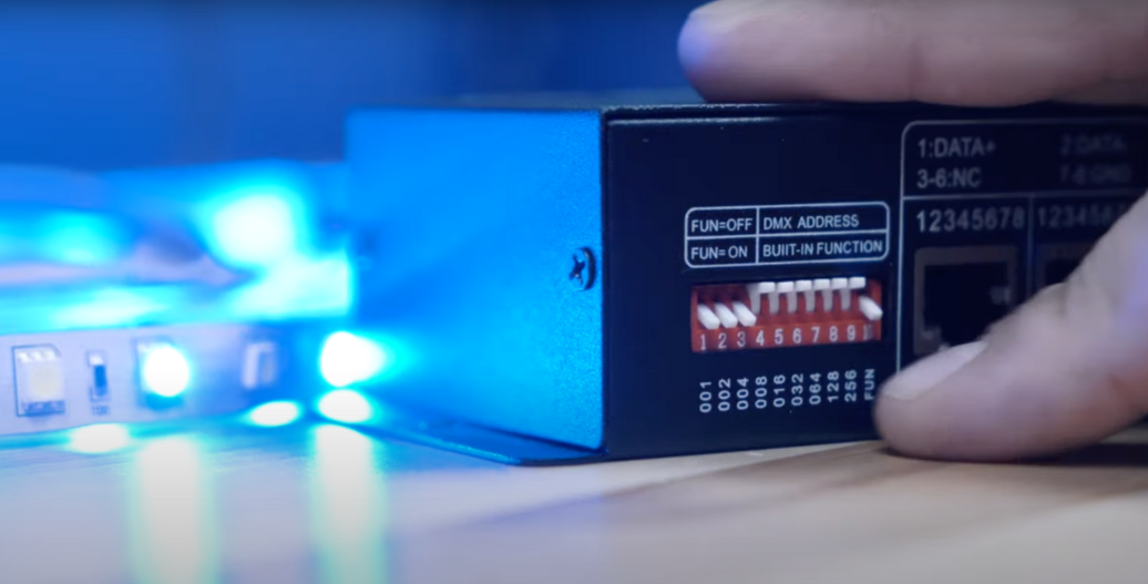 DMX decoder with XLR ports