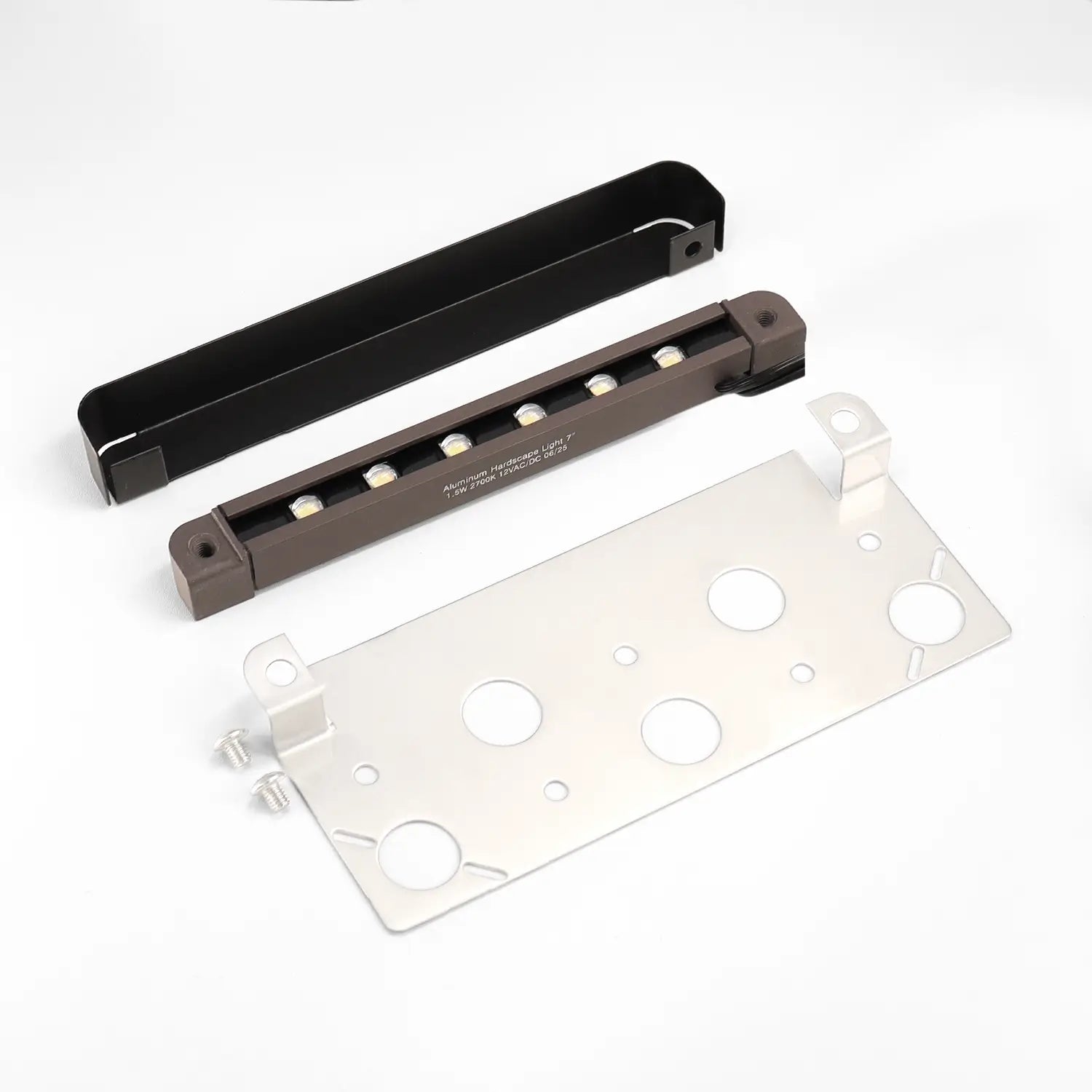 Low Profile LED Hardscape Light - 7"