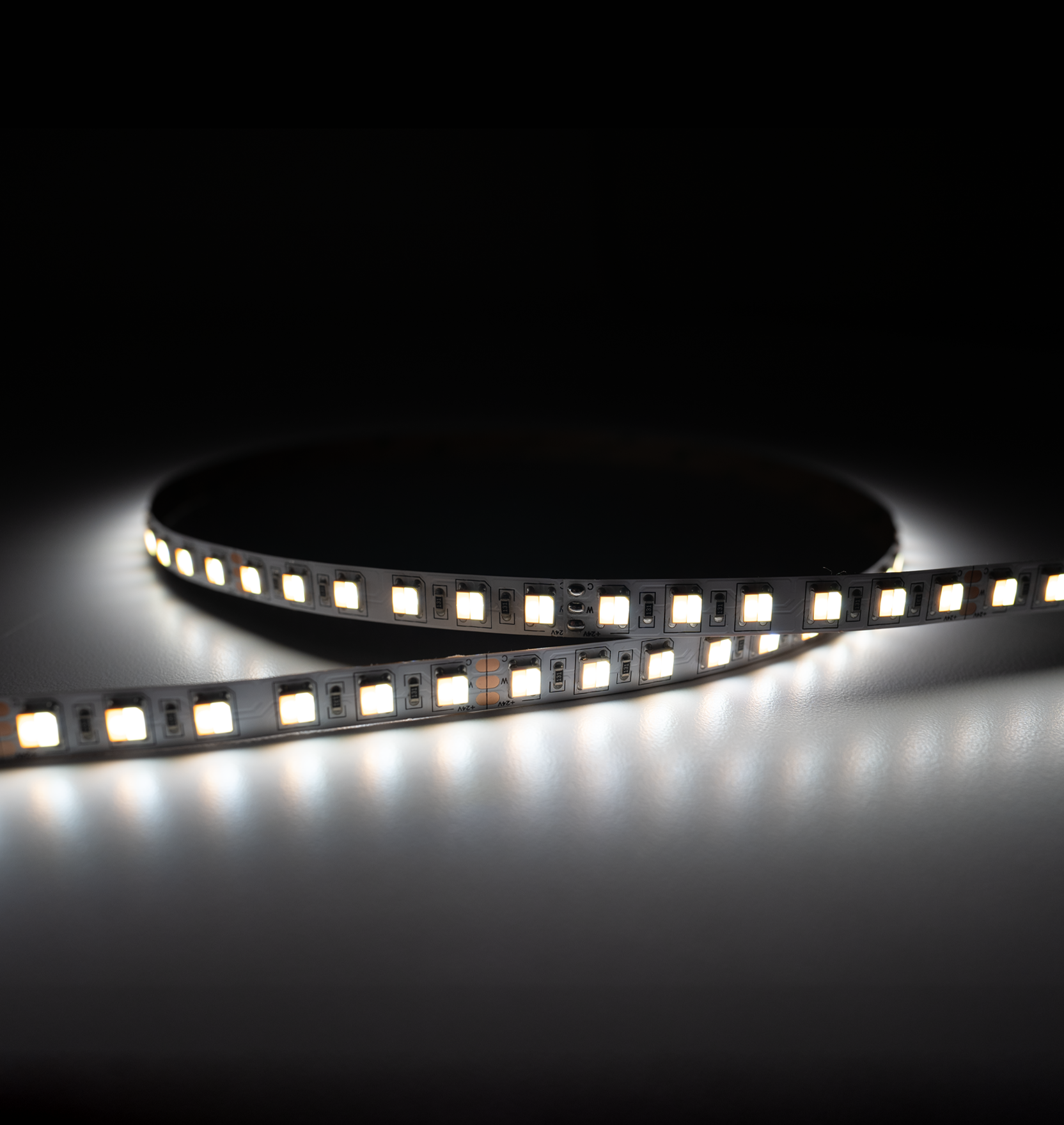 Superior™ 90 LED Strip Light - Tunable White