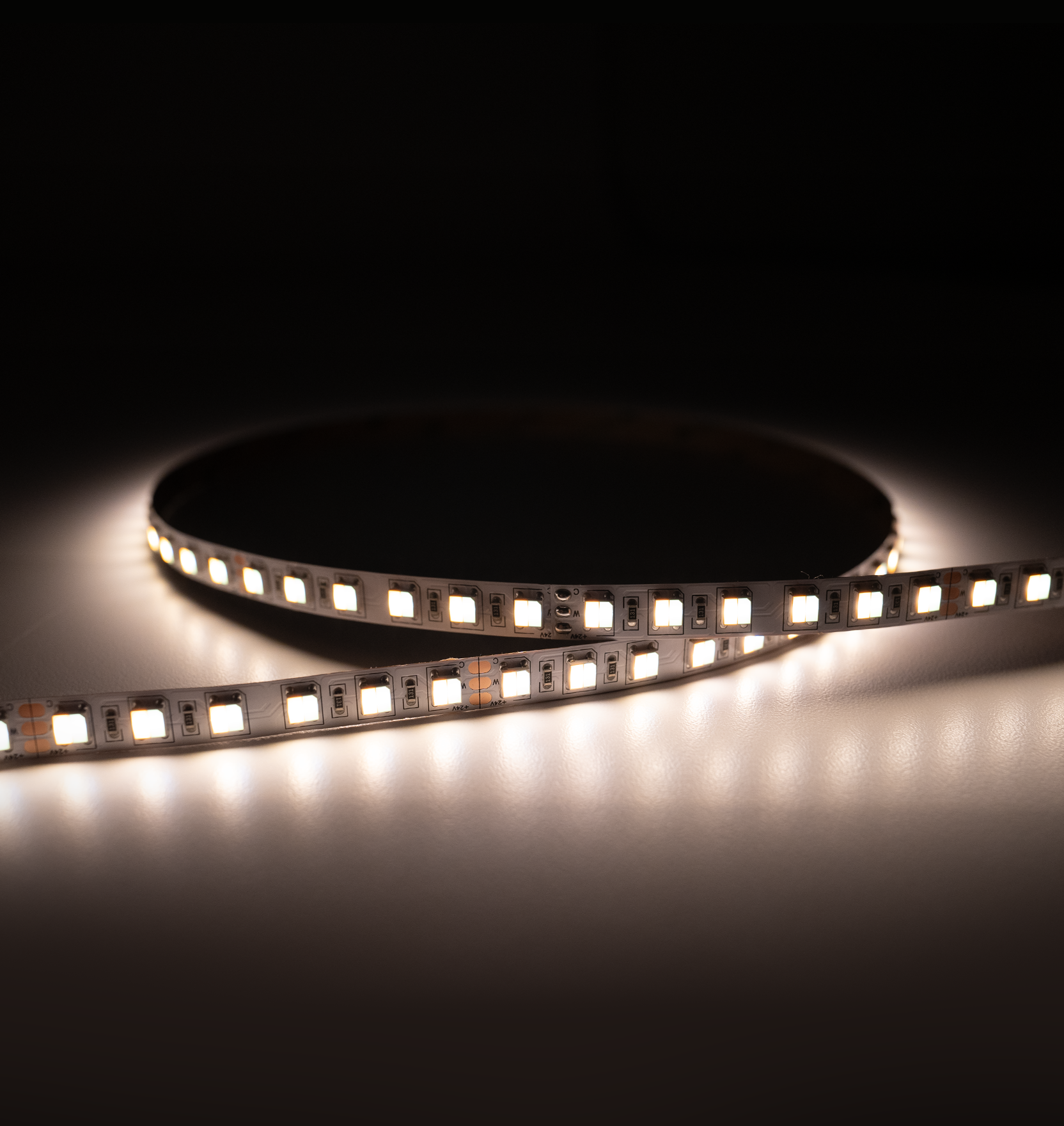Superior™ 90 LED Strip Light - Tunable White