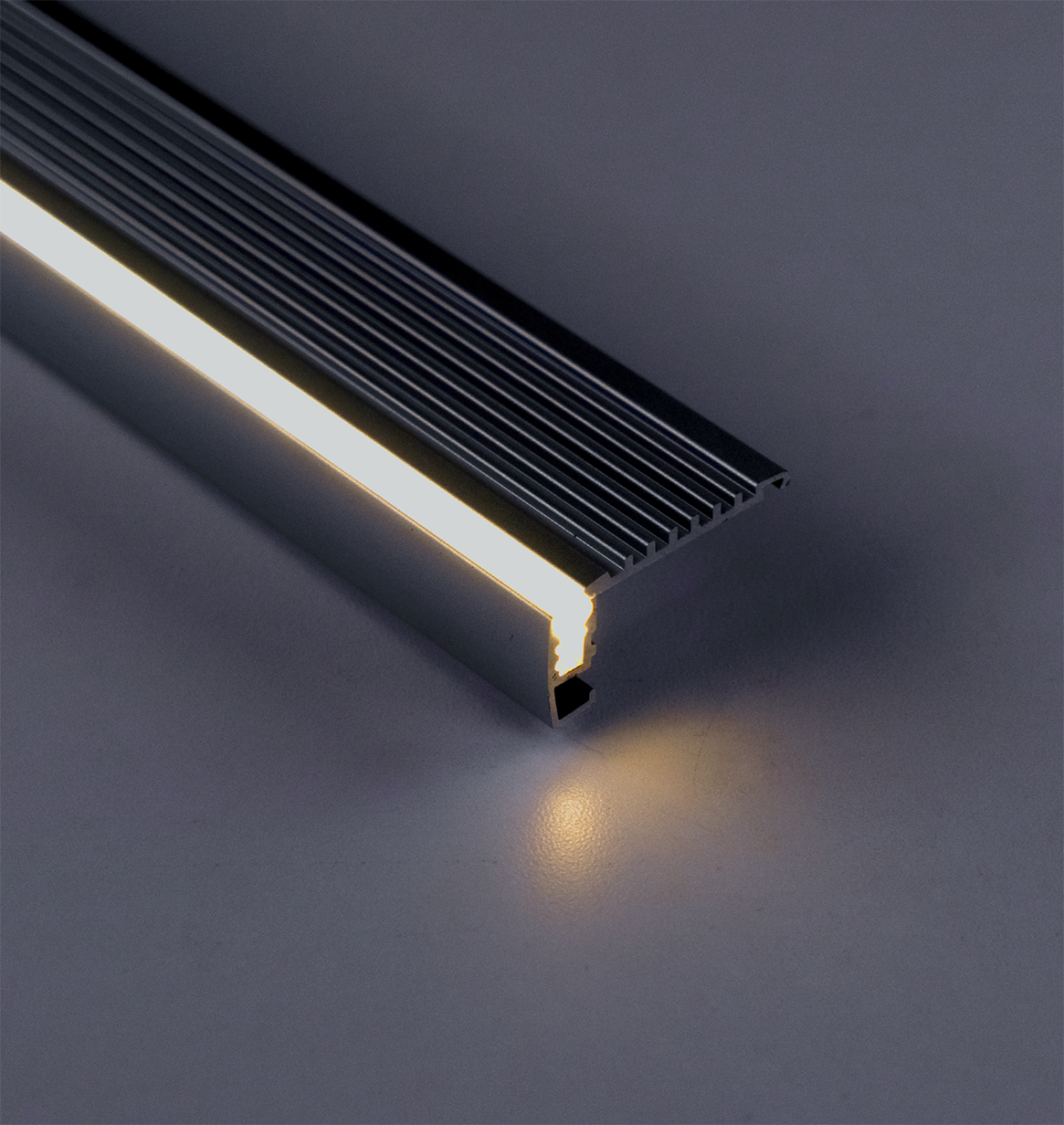 GloTread Micro LED Channel - Silver