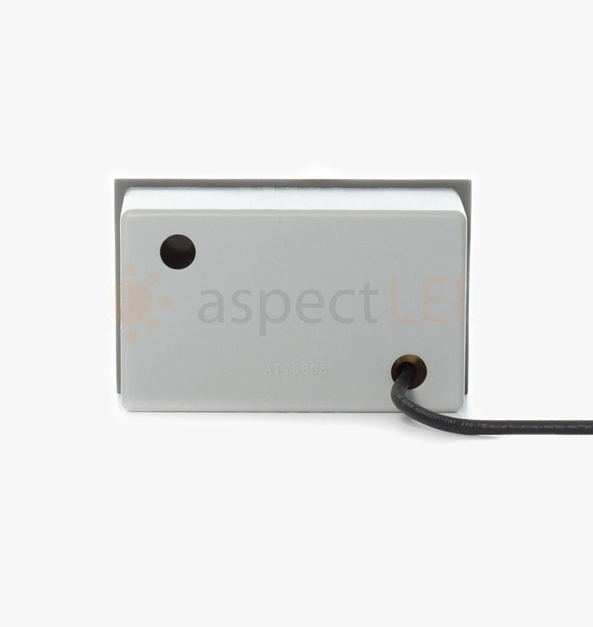 Modern Horizontal Landscape Recessed Indoor/Outdoor LED In-Wall Stair Step Light