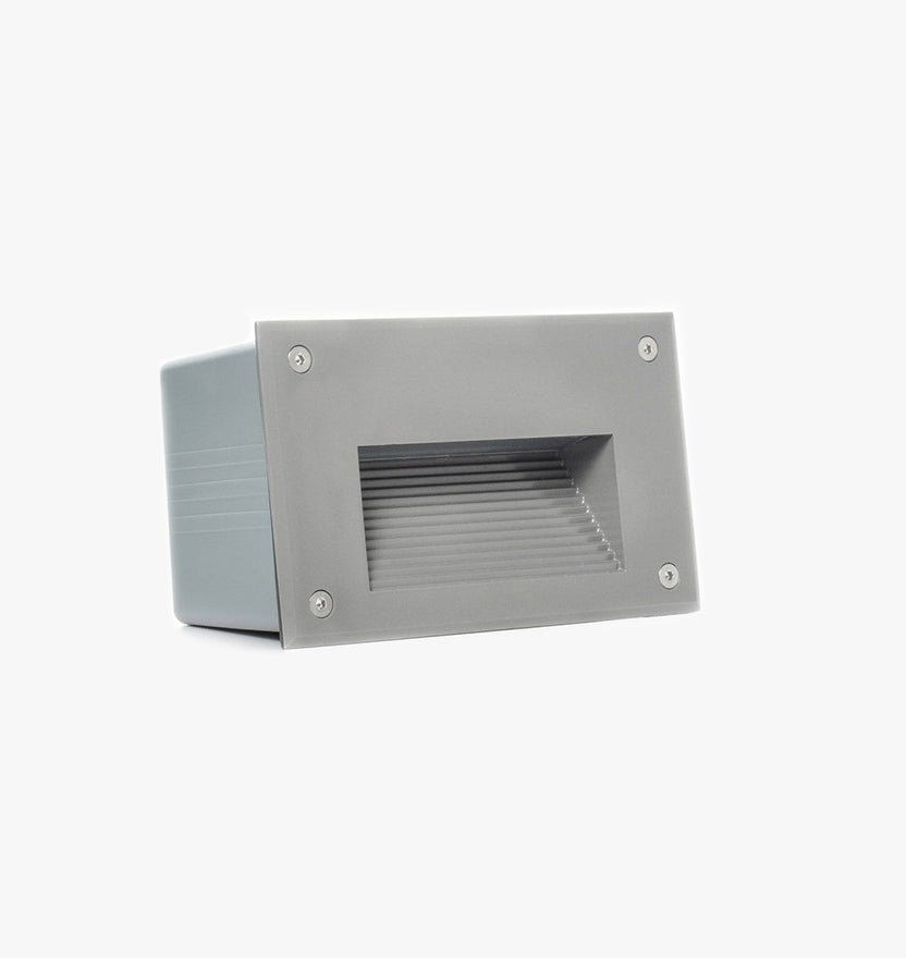Modern Horizontal Landscape Recessed Indoor/Outdoor LED In-Wall Stair Step Light