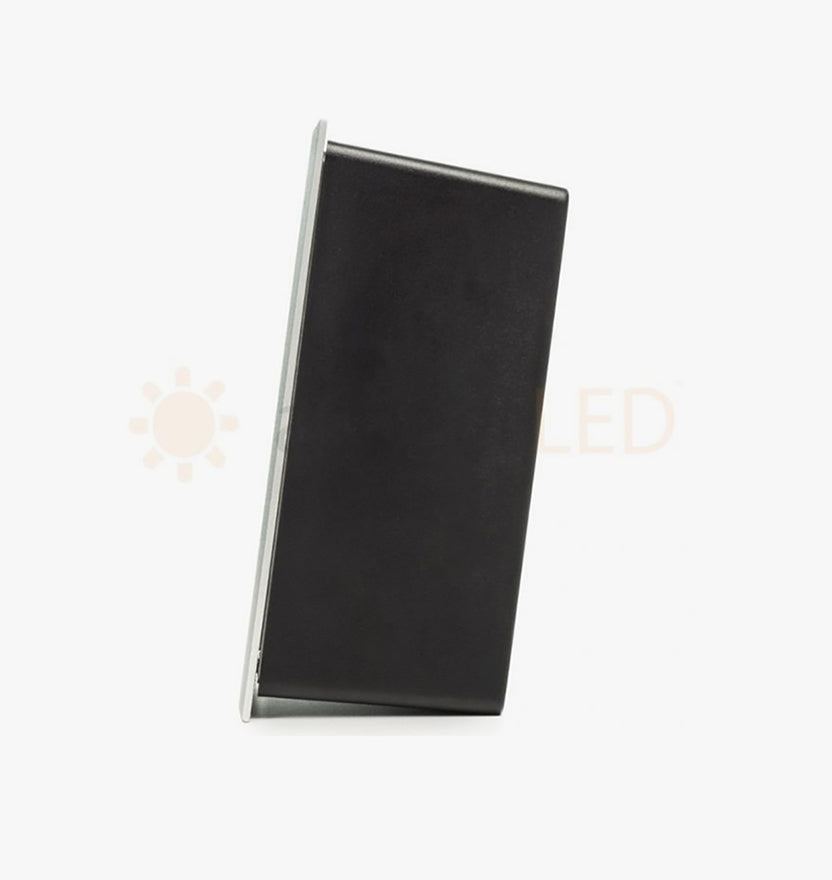 Modern Vertical Portrait Recessed Indoor/Outdoor LED In-Wall Stair Step Light